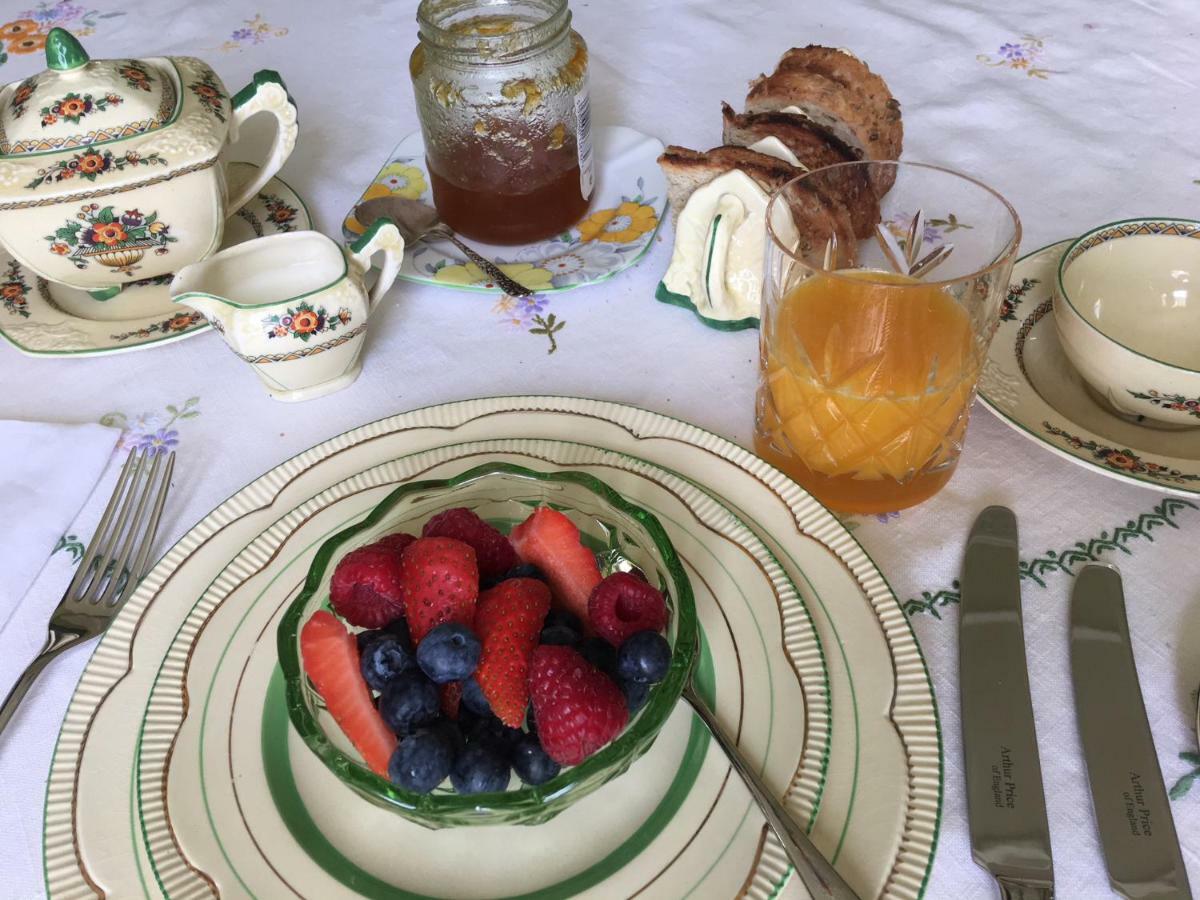 Anne'S House Bed & Breakfast Hastings Bagian luar foto